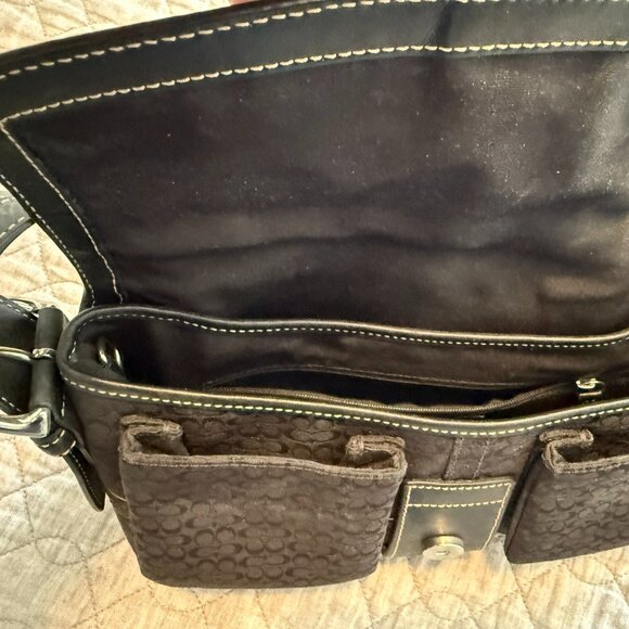 Coach purse - Picture 3 of 5